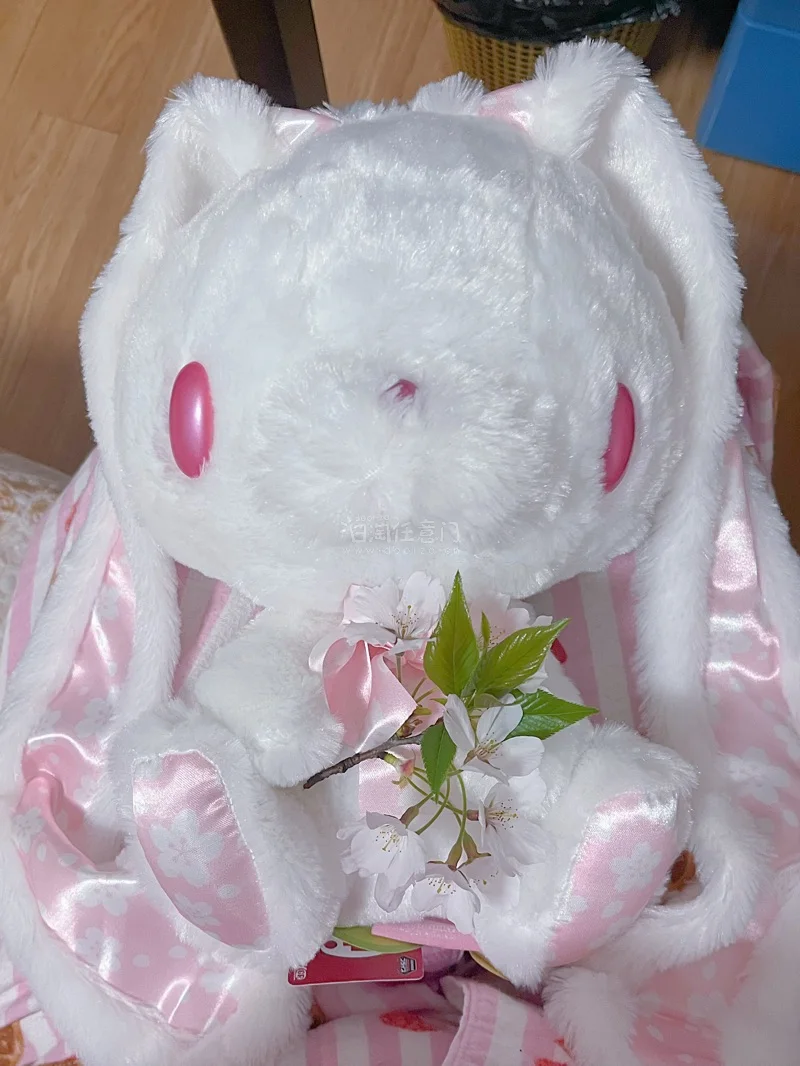 在挖煤姬搜索的时候看到了这一款樱花泛用兔 非常喜欢于是买下了！挖煤姬自动代买的速度很快立刻将拍下了非常令人安心?快递速率也很快差不多两三个星期就拿到手了～会继续使用挖煤姬的！