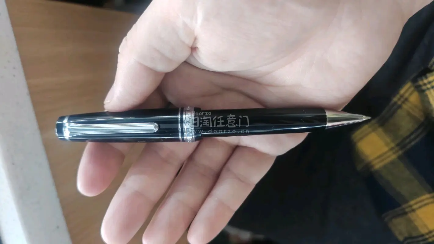 已经在挖煤姬上购买多次了，非常好用。希望后面竹蜻蜓PLUS能再次上线，或者有其他的关税补贴路线。
会一直支持挖煤姬。
因为本人喜欢文具，因此都是购买的各种笔类。