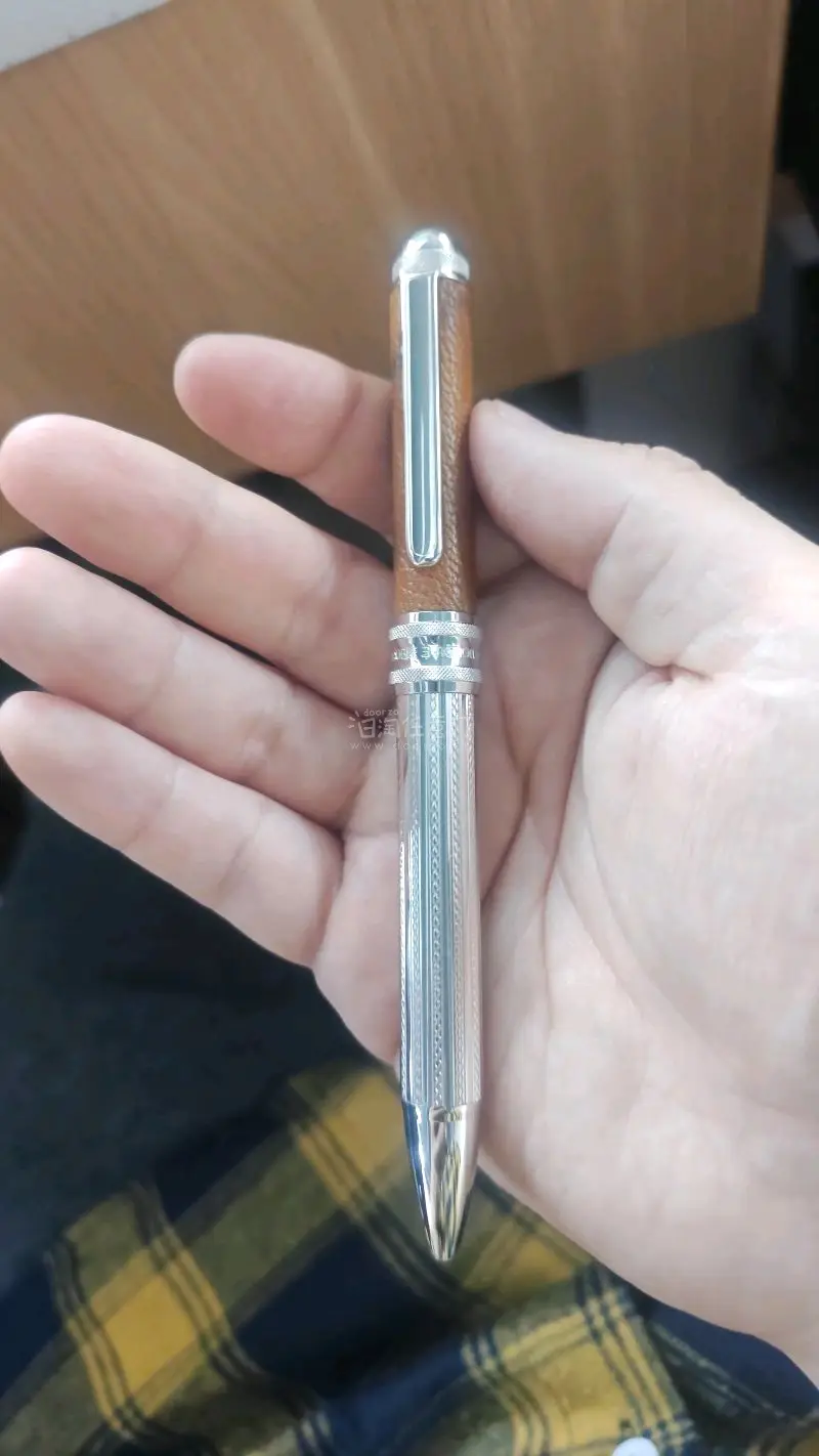 已经在挖煤姬上购买多次了，非常好用。希望后面竹蜻蜓PLUS能再次上线，或者有其他的关税补贴路线。
会一直支持挖煤姬。
因为本人喜欢文具，因此都是购买的各种笔类。