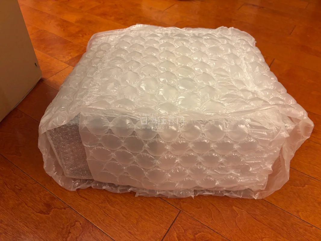 这次到手的有两套竞争对手系列的款式
都是龙珠人造人篇的 小悟饭对战沙鲁 18号对战悟天和特兰克斯的蒙面人 都是很经典的场面 