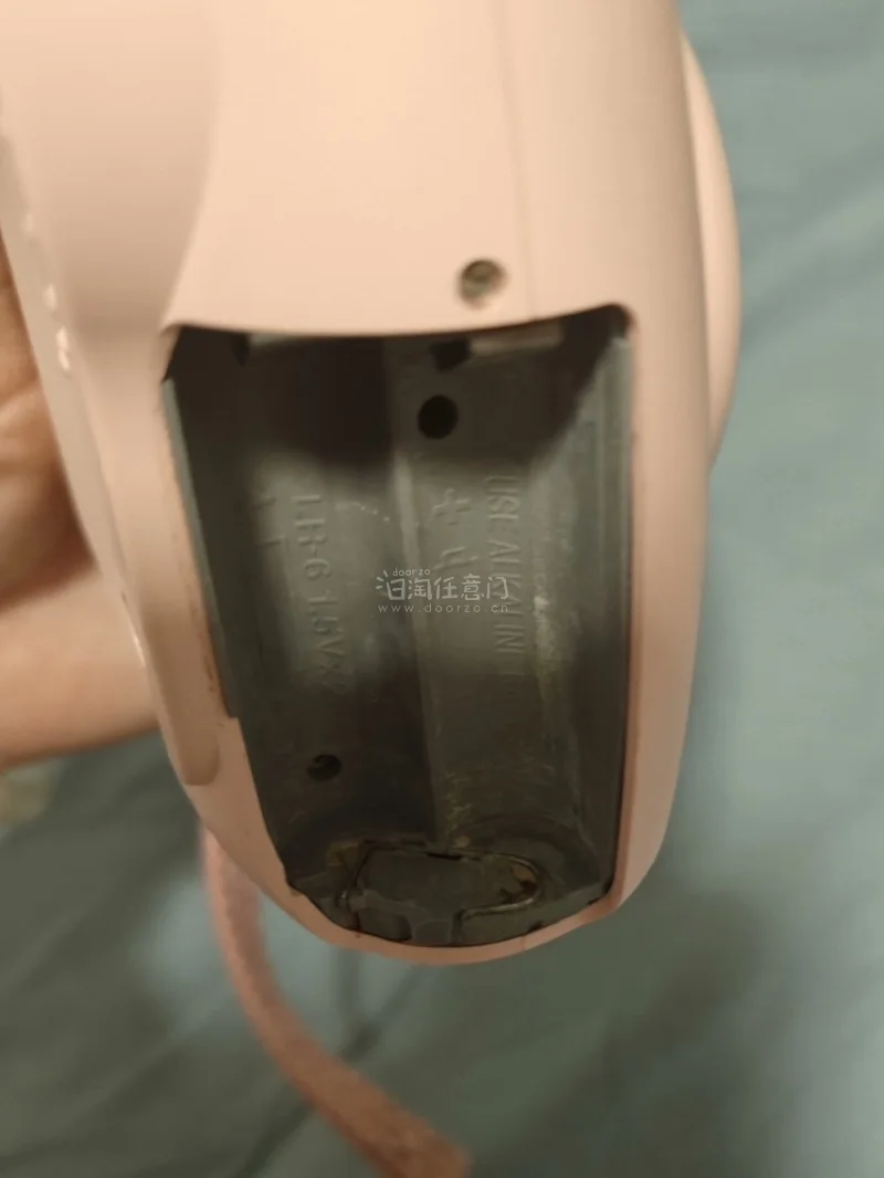 首先必须吹爆挖煤姬的海淘服务！全程中文界面超友好，一键翻译日文详情，完全不用担心语言障碍。下单后代拍超快，物流实时可追踪，竹蜻蜓路线大概10天就稳稳到手。包裹包装得巨严实，多层气泡膜+硬纸箱加固，相机漂洋过海没有一点划痕磕碰，拆箱时安全感拉满。客服响应也超及时，有问...