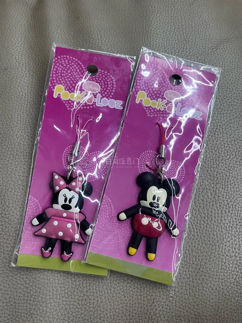 这次也是到了很多米奇的小周边，有挂件帽子啥的，成色都很好价格也很香，每一件都爱得不行！物流也超级给力