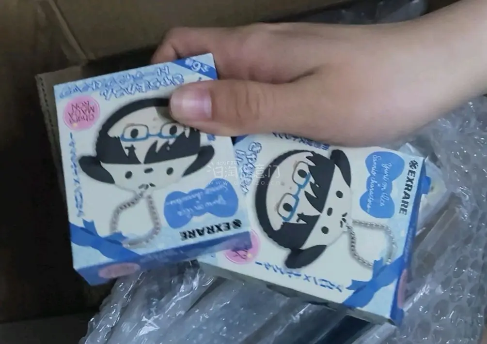 这是本人第一次挖煤，体验感非常OK，这次买了很多喜欢的谷子，挖煤姬页面看起来很舒服，翻译很准，打包箱很硬，包装也很好！