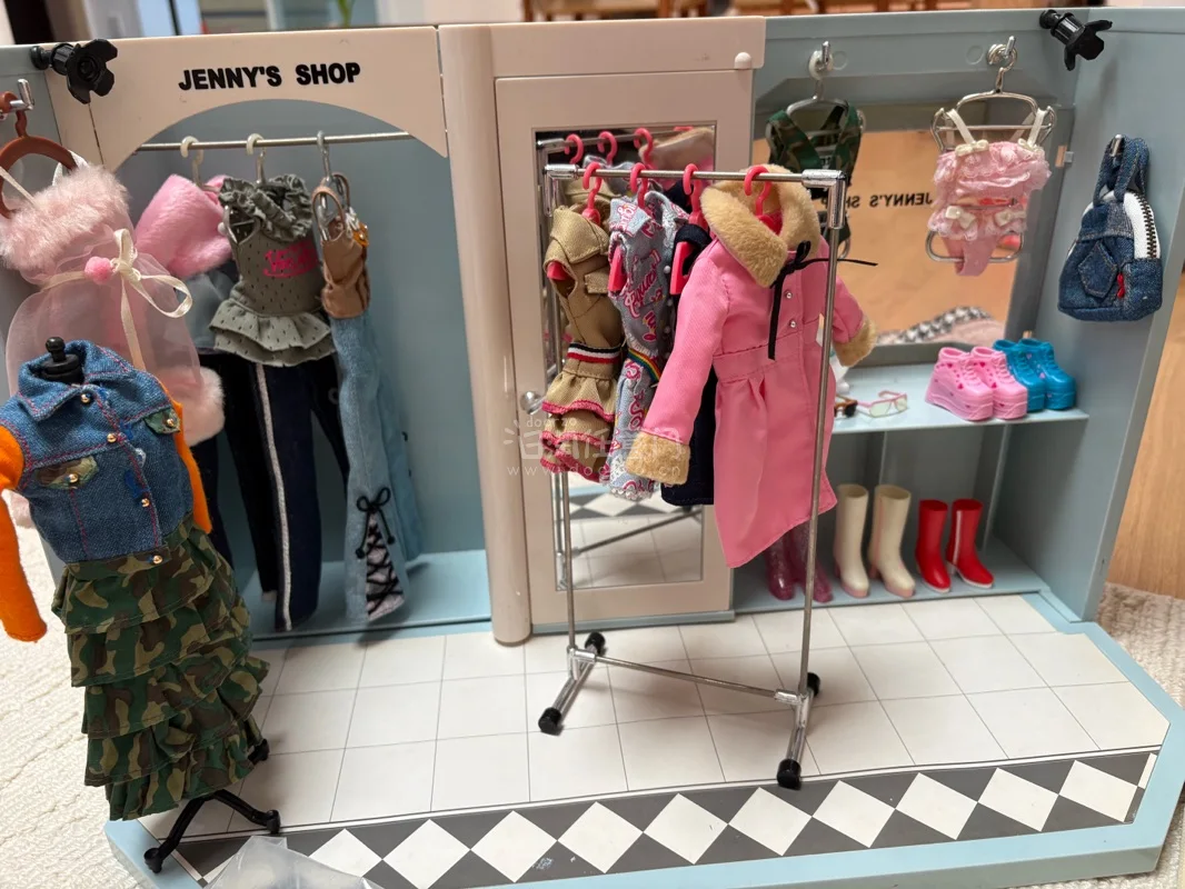 挖煤姬真的很好用，优惠券也很多，动不动就发大折扣的优惠券，竹蜻蜓保税路线非常适合切小重量大金额的商品，搜索也方便，几乎什么类型的都有，用起来真的很舒适，小白轻松上手