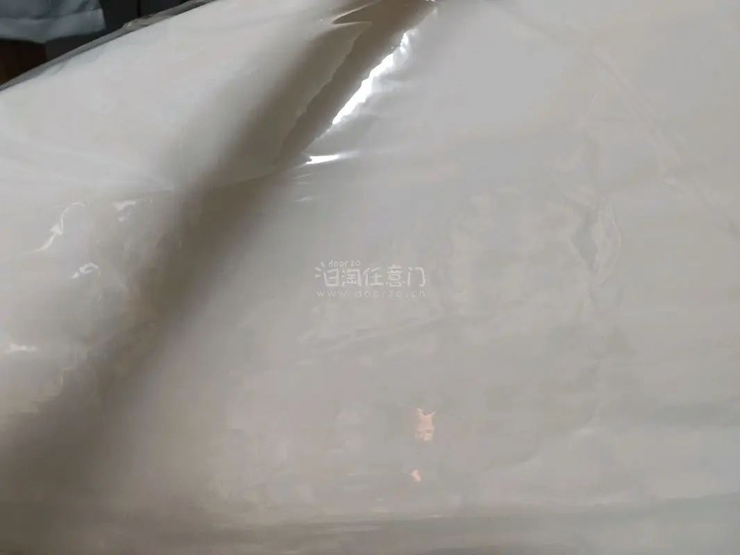 在挖煤机上淘到一张镜音双子的海报，品相还不错，包装也挺稳妥，特别好看。看着熟悉的双子，又想起以前追V家的日子，简简单单的小开心。