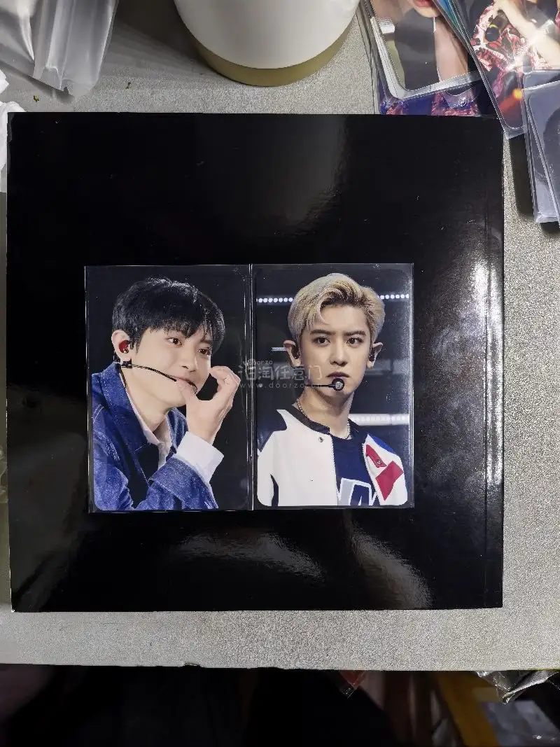 在挖煤姬蹲到了梦情韩娱小卡，品相绝了一点瑕疵都没有，卡面色彩还原超棒，爱豆细节都看得清清楚楚。物流选了EPL路线十几天就到，清关无压力，包装层层加固，摆卡册里直接C位，海淘太值了！