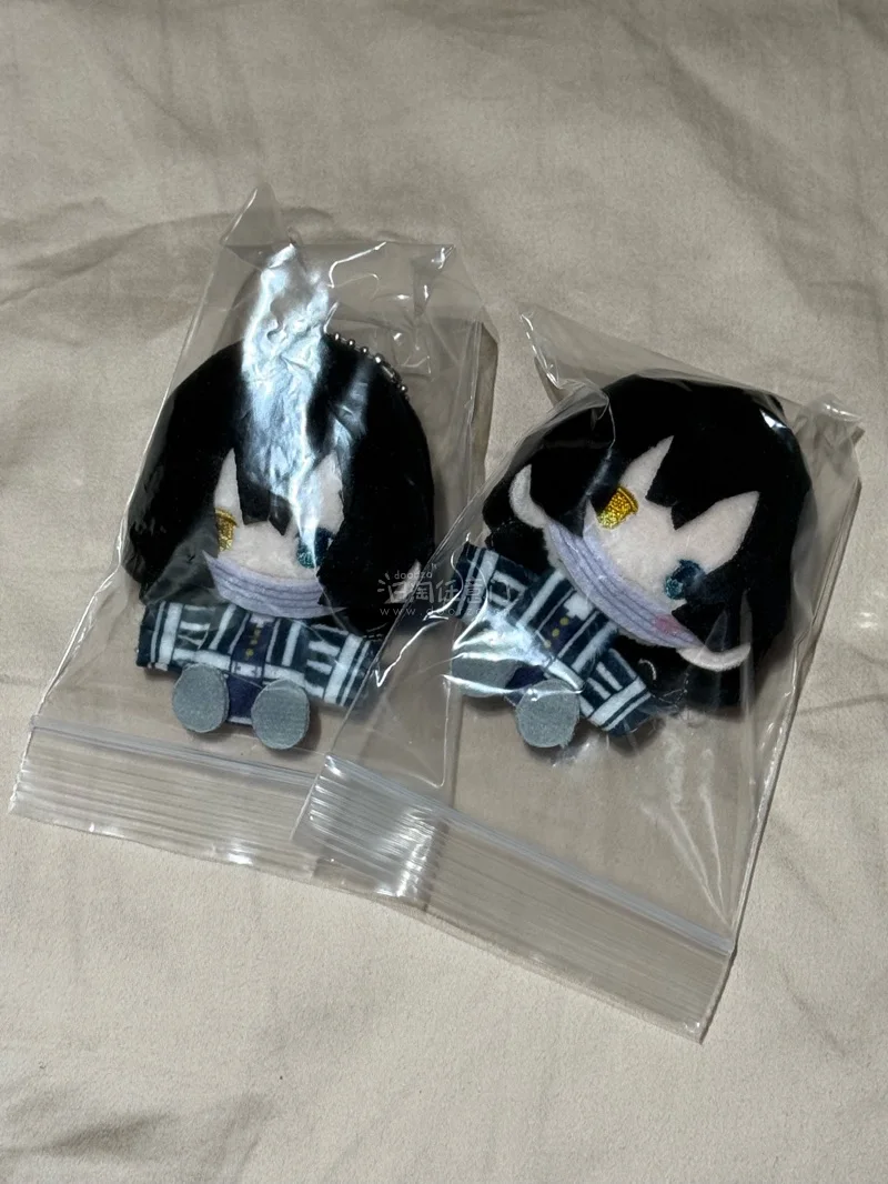 立牌杯垫还有毛绒都特别特别萌特别好看！质感特别好！打包也很仔细运输途中没有坏掉！小芭内完全萌得不行……