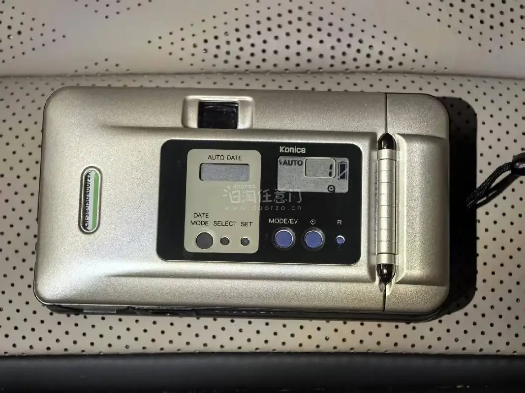 很棒，一直以为会特别慢，结果也一个月就到货，整体品相和描述一致，而且打包的很好，清关也顺畅，总体下来价格差不多但是成色会好点