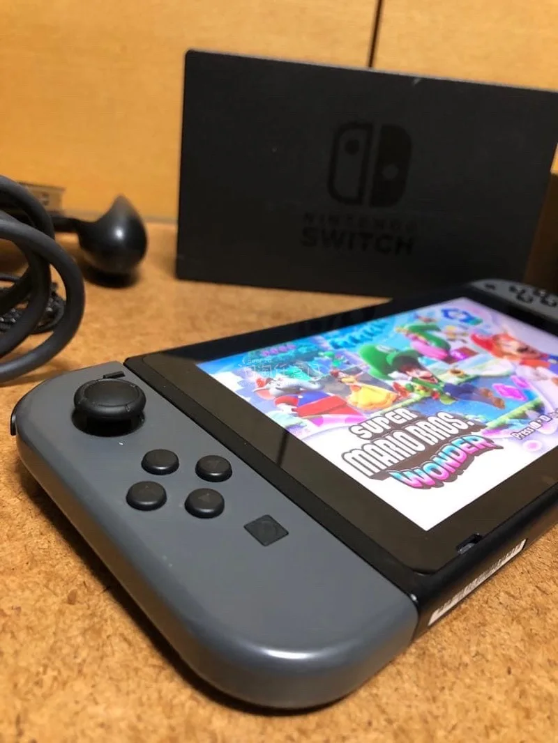 一直想弄个思维驰学习机玩玩，看了看咸鱼，感觉鱼龙混杂，啥样都有，橙色好点都是传家宝，真正的好价也被贩子妙了，抢不到，于是一直在挖煤姬蹲到心心念念的机子，加上优惠券运费券叠加，即使算上运费和税也便宜不少，关键橙色还阔以，很好?