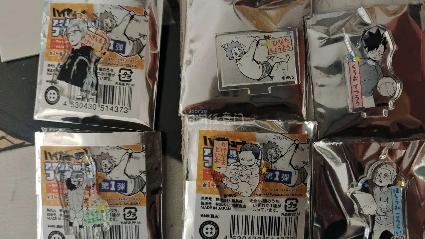 体验感很好的一次切煤，小立牌安全到家，包装很严实，物流速度也很快，立牌没有划痕，这个柄图真的超级超级萌！非常推荐