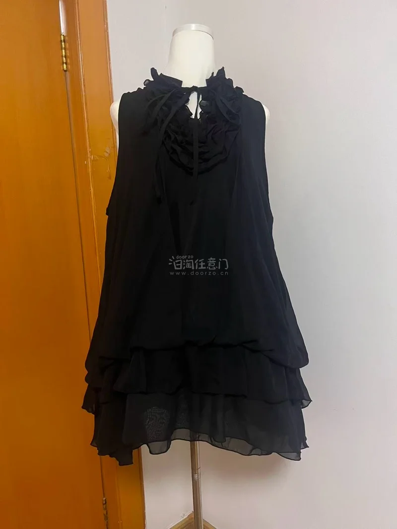 三件是同一个卖家的拍卖 都很美 状态也很好 描述的很一致 拍卖出价速度很快 这次物流速度依旧给力 价格也不贵 还是很不错的