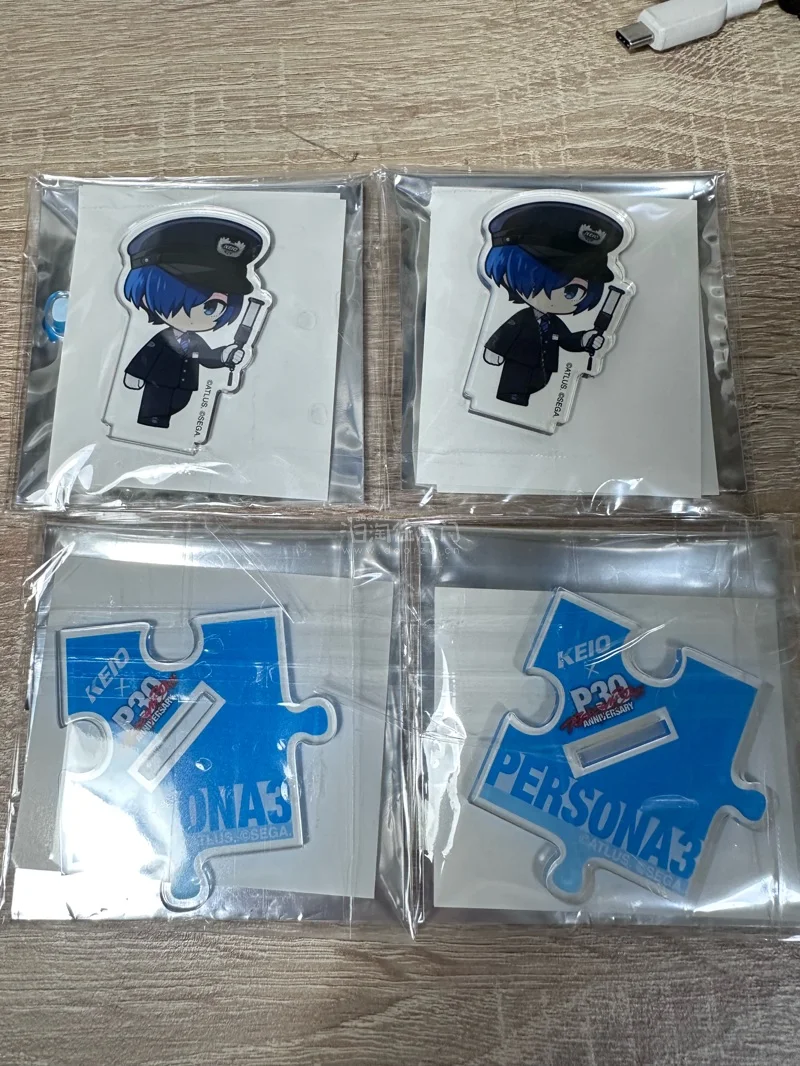 四月快乐切煤！挖到超爱的结城理京王Q版立牌?
Q版造型软萌精致，颜值在线，官谷质感绝了，线条干净上色通透，摆在桌面超治愈。
挖煤姬打包严实无损到手，日煤好价蹲到太幸福，物流稳、性价比拉满，P3厨狂喜！四月谷圈幸福感拉满～