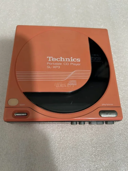 这次淘回来两台机，一台是松下technics  sl-xp3随身听，回来不读碟，另一台是松下sl-xp5，海淘购物愉快