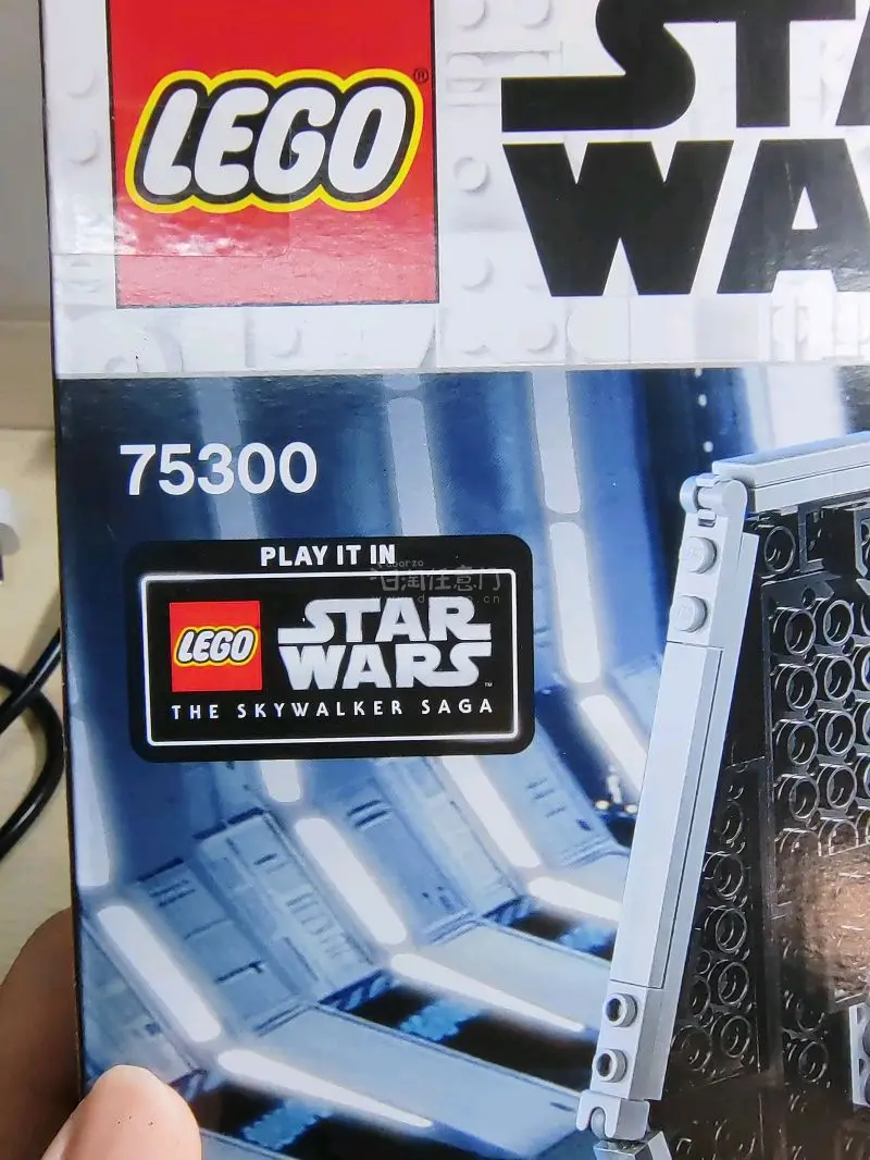 这是第一次在挖煤姬上购物，多亏了新人八折券，没达到交税的起点，竹蜻蜓物流价格实惠而且包装得很好，下次还要多买