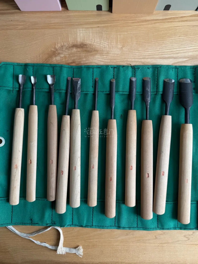 工具收到啦，挖煤真的很方便效率，下单也方便，东西比较重走的海运，20天就收到了，没白等啊，真的推荐大家。