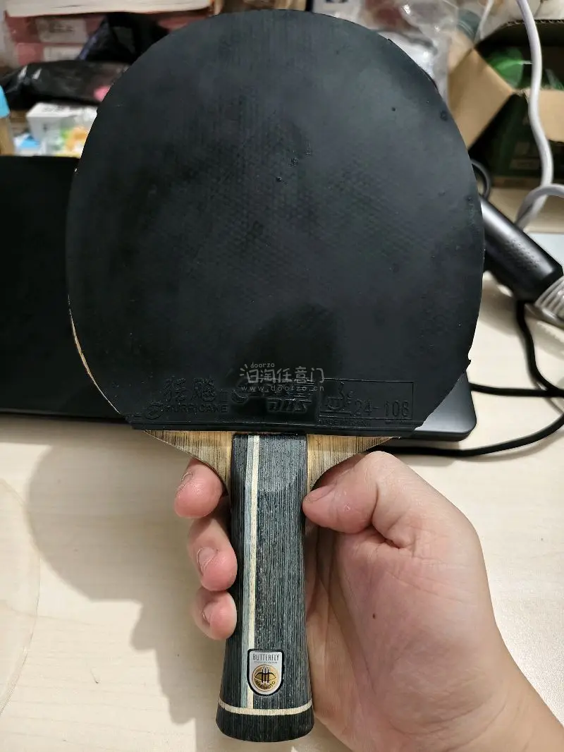 这次是第一次在挖煤机买乒乓球拍，通过快捷的搜索我很快就发现了许多宝藏球拍并且成功购买到了心仪的球拍，同时物流速度也可以。