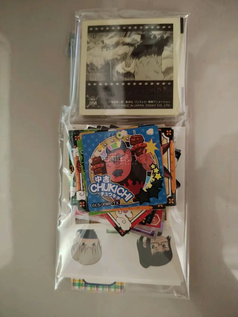 这次淘到了宝可梦初代名场面贴纸4张，寿司郎珍钻闪贴的固拉多鬼龙等，还有宝可梦黑白全国图鉴贴纸若干，安农大队成员继续壮大。东西齐全，包装稳固，感谢任意门的服务