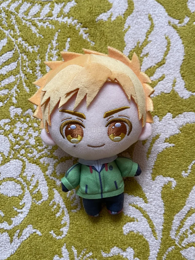 最近终于get到了纸片谷的乐趣！好价切了一些，不占地方又很轻～ spoon 2di的海报也马上贴起来了，还买到了心仪的布丁狗推货杂货，虽然都是二手但状况和新的一样，樱花妹还是很会保存东西的！可以带努努出去逛街啦^^