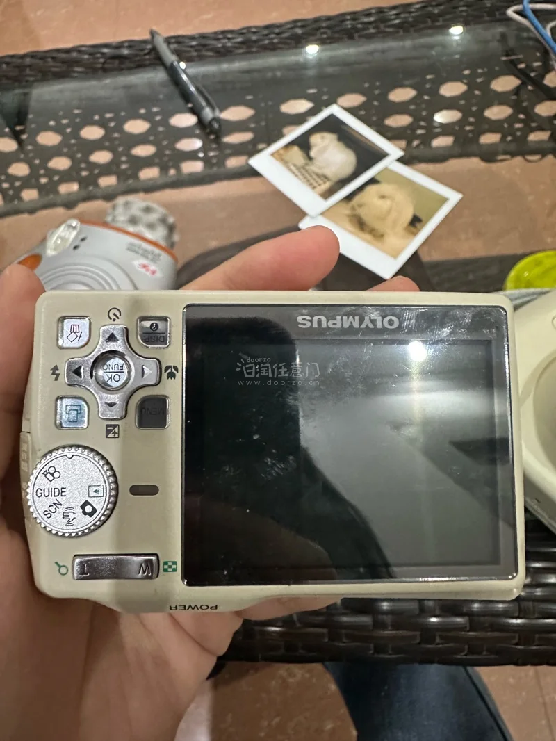 价格也是很便宜，包裹很严实，主要拍立得价格美丽，很喜欢，外观都有轻微嗑伤但是不影响使用，都可以正常使用，