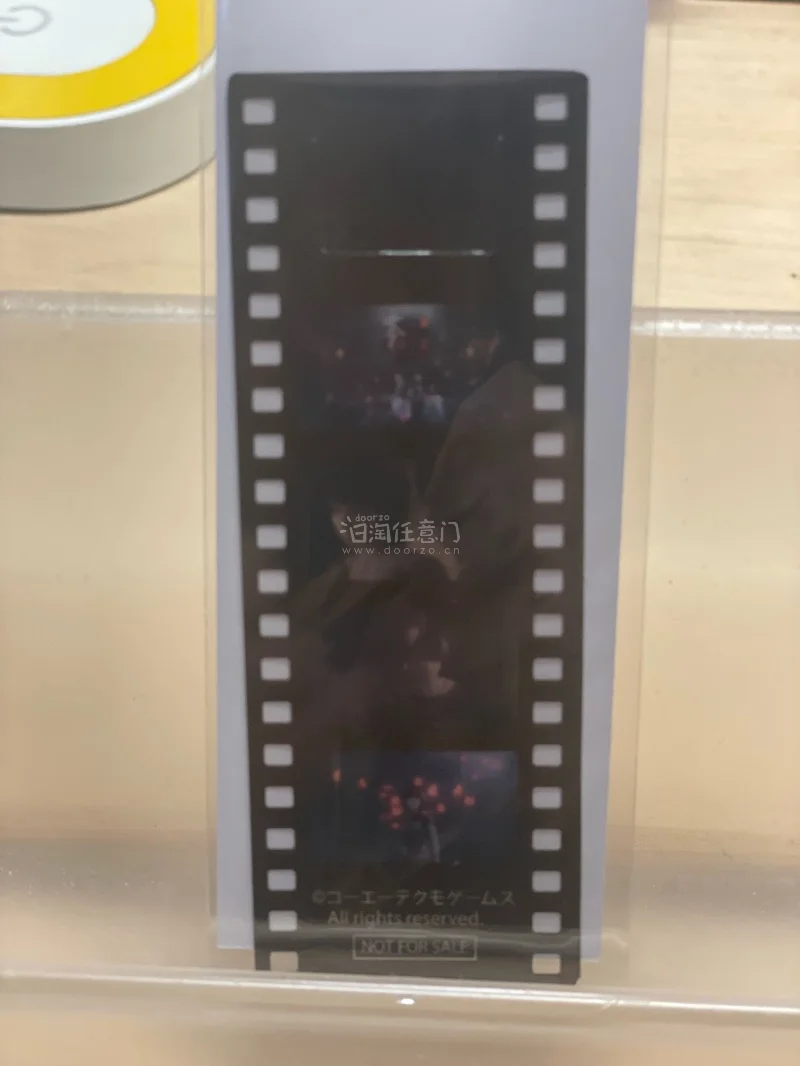 这单用的竹蜻蜓，大概两周左右的时间就到了。在煤炉上买到了寂静岭f御守胸章，还有零红蝶重制版全新的Book Off胶片式书签特典，fans值得收藏起来