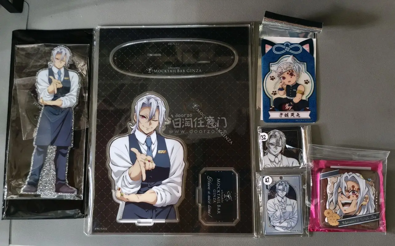 顺利收到挖煤姬包裹！吃到了挺好价的酒保半身立牌，拿到手庆幸自己买了复数，太太太太好看了！挖煤姬打包超严实，气泡纸裹得很到位，物品完好无损。服务超赞，日淘就选挖煤姬！