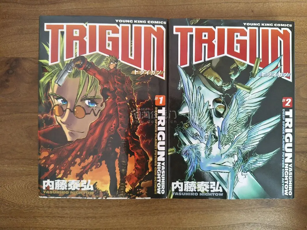 在雅虎日拍好价拍到了一整套状态很好的漫画，岛内部分还可以使用积分抵扣非常划算，实体质感要比电子版好很多。
这次使用的是ems海运，从合单到收货一共用时34天，可供大家参考。