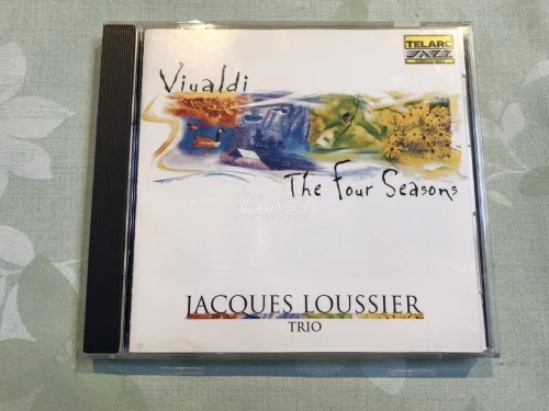 在任意门淘了很多次了，终于是以比较好的价格蹲到了自己喜欢的唱片，选的竹蜻蜓也很稳定，包装啥的根本不需要担心，如果速度能再快点就更好了