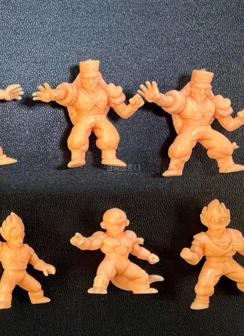 挖煤姬买的龙珠橡皮人，真的好喜欢，挖煤姬海淘分享，又是一次很棒的海淘体验，安全下车啦，没有任何问题，这次整体来说很棒，挖煤姬称重也没问题，经常会在各个平台和站点购物，骏河屋总能翻到一些好东西。雅虎闲置和煤炉也基本实现秒切，经常有优惠卷福利！整体合单和发货速度是最快的...