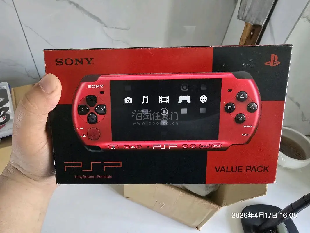 好评，新品，成色不错哦，颜色限定版本，红黑色，成色还是不错，还是开过机的，算是成色不错的了，收藏了。