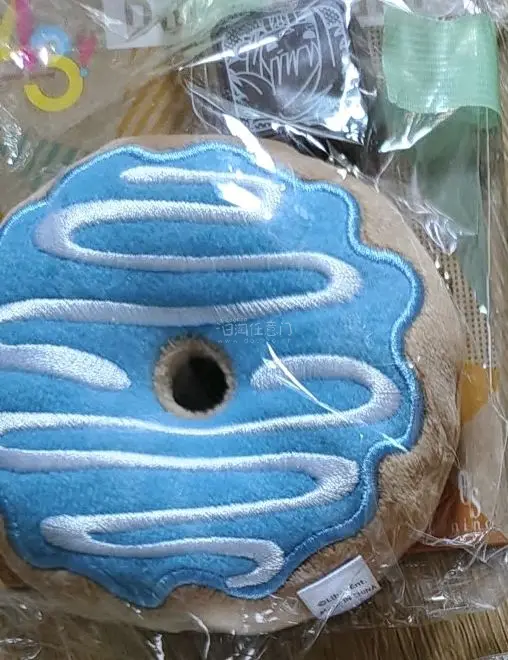 在挖煤姬入手了超多A3!满开剧团甜甜圈挂件，圆梦成功！款式超全，每个角色都软萌可爱，细节精致到爆炸? 平台操作简单，打包严实无破损，物流靠谱，日淘谷子太安心了，已经疯狂安利给同好！