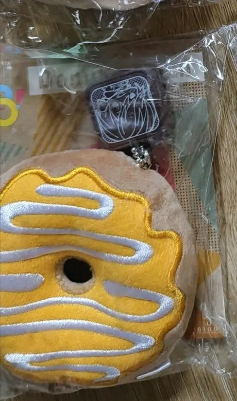 在挖煤姬入手了超多A3!满开剧团甜甜圈挂件，圆梦成功！款式超全，每个角色都软萌可爱，细节精致到爆炸? 平台操作简单，打包严实无破损，物流靠谱，日淘谷子太安心了，已经疯狂安利给同好！