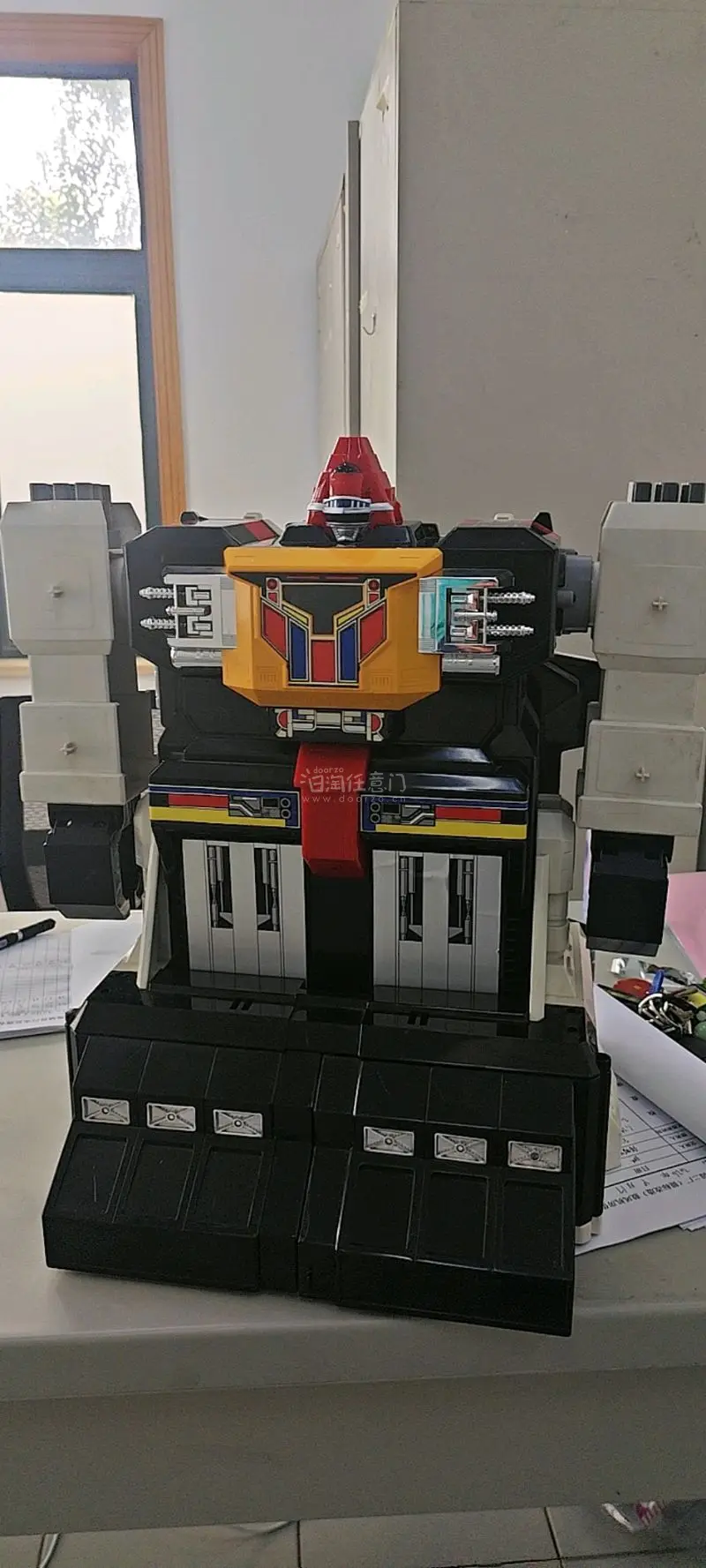 DX涡轮建造者质感扎实，基地形态收纳帅气，变形流畅不松垮，可搭载载具还原名场面，合体气势拉满，平成战队经典必入。