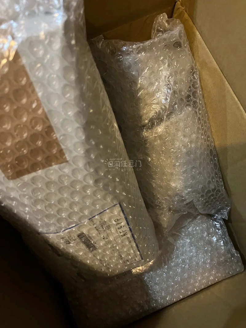 这次在挖煤姬收的美少女战士和魔卡少女樱中古周边，体验感直接拉满！平台操作超省心，从下单到合单全程清晰透明，完全不用操心。最惊喜的是打包，每本画册都用气泡膜裹得严严实实，连边角都没磕碰，细节感拉满！物流也比预期快很多，到手时品相和描述完全一致，没有任何瑕疵。中古周边收...