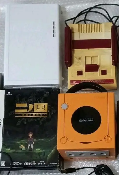 任意门日淘游戏机体验绝佳，商品实拍靠谱，到手无瑕疵，开机一切正常。加固包装很用心，运输速度快，费用透明。对比多家平台，这里货源好、价格优，积分抵扣很实用，客服贴心靠谱，游戏党闭眼冲，五星好评！