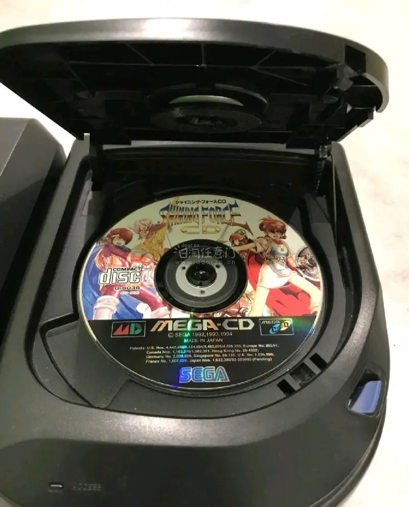 终于在任意门淘到心仪的中古主机，箱说全成色如新，品相超出预期。平台操作简单，合箱省钱，打包专业，运输安全放心。日版原装正品，功能完美，性价比拉满。对于怀旧玩家太友好，安全下车，强烈推荐！