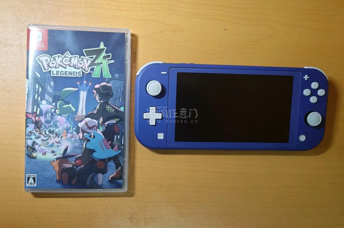 用挖煤姬切了台switchlite,颜色是很漂亮的蓝色。机器是和一张宝可梦za卡带一起切的。因为是和其他物品一起合单发货的，所以选择了海运。海运二十多天就到了，比我预想中快很多。打包也很好，物品都顺利到了，没有任何损坏，是很好的购物体验