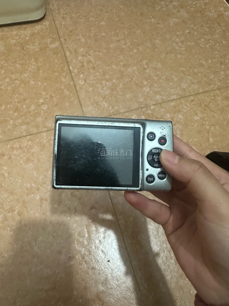 很喜欢，这几个价格很便宜，外观还可以，包裹也是很严实，很喜欢，推荐大家用挖煤机，很好一个挖宝软件。物流也是挺快的