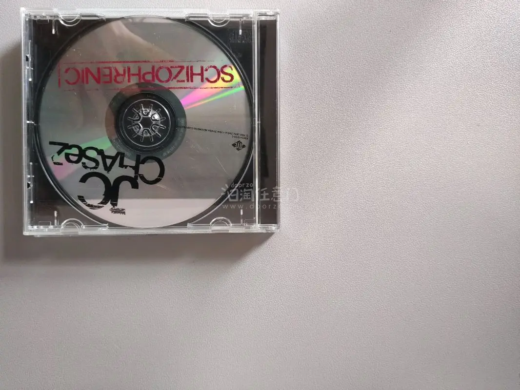 第一次用挖煤姬切煤，感觉非常好呀！
包装的很好，CD没有损坏，非常好听(✪▽✪)，ww男神太帅了吧♡！
走的是竹蜻蜓专线，运费很便宜，半个月不到就收到了超级快！
总体来说非常满意呀♡！