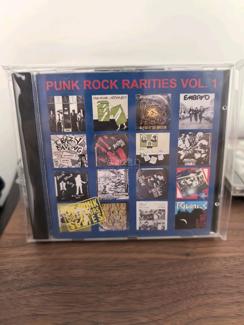 Cockney Rejects比较新的专辑也很好听，还有各种Captain Oi和Anagram的罕见专辑，真好！