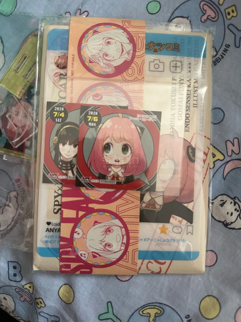 切煤速度：感觉真的蛮快的 最快好像十几秒就可以了 很适合抢好价 有的时候能有意外收获！点赞～
包装：挺不错的 樱花妹也包得很安心 平台打包也不错 箱子也比较结实 感谢～
商品：很喜欢！谷子和立牌还有明信片之类的都特别特别好看 收到之后特别开心！
物流：竹蜻蜓也很快的...