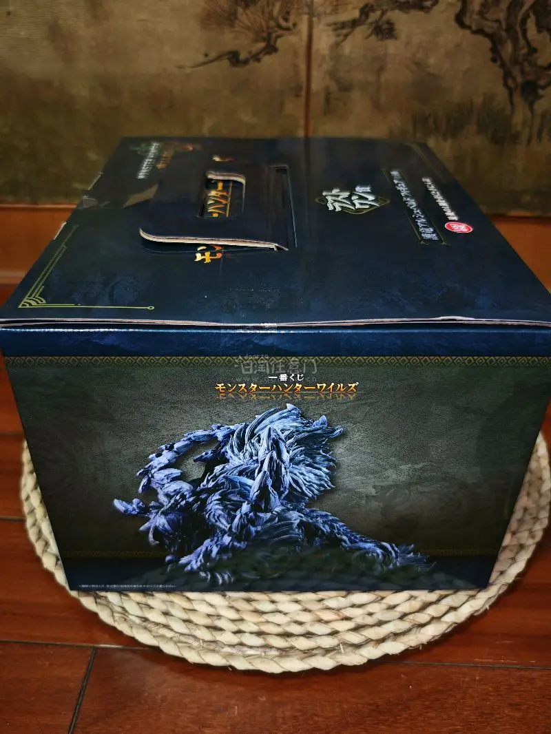 挖煤姬真的是日淘界的宝藏神器，对追星党和海淘新手都太友好了! 
界面简洁清晰，自带中日翻译，就算不懂日语也能轻松逛遍日本二手平台，找周边、切谷子淘好物都毫无压力。代拍速度超快，热门款也能稳稳拿下，合箱打包特别用心，加固到位，完全不用担心宝贝在运输中受损。
费用透明无...