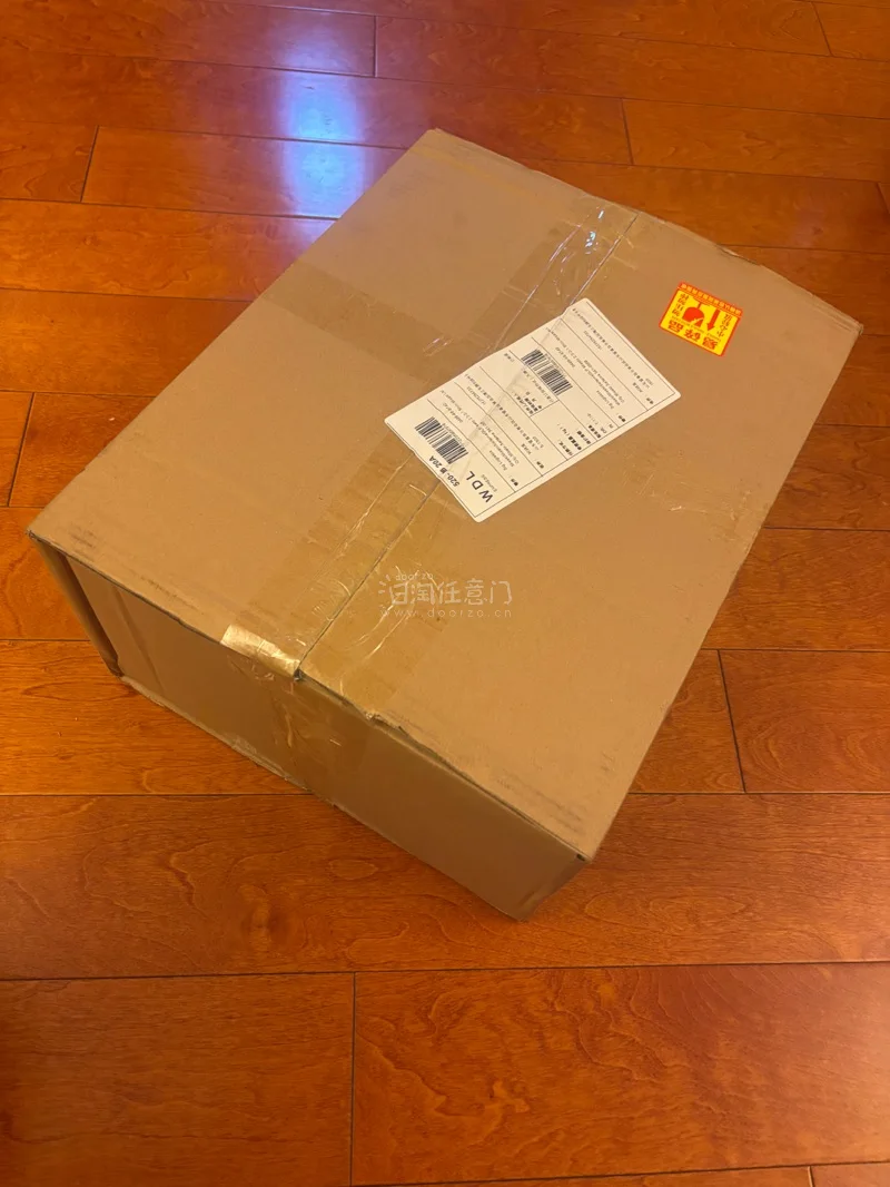 这是龙珠一番赏 超级赛亚人决战系列的两大反派人物
那美克星篇章的最终形态弗利萨 
布欧篇章的魔法师巴比迪 
竹蜻蜓的打包很给力 很满意