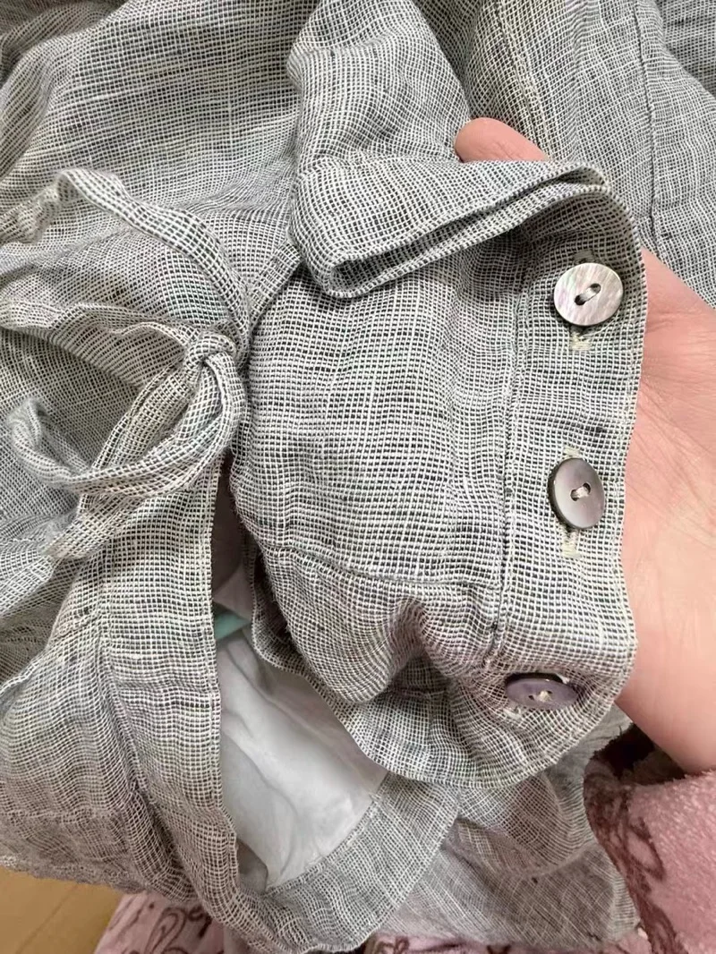 很愉快的购物体验～裙子非常美丽，物流也很快，每到一个地点都会更新，到国内也会联系上门。不多说了，请欣赏美美的NS全麻料裙子返图～