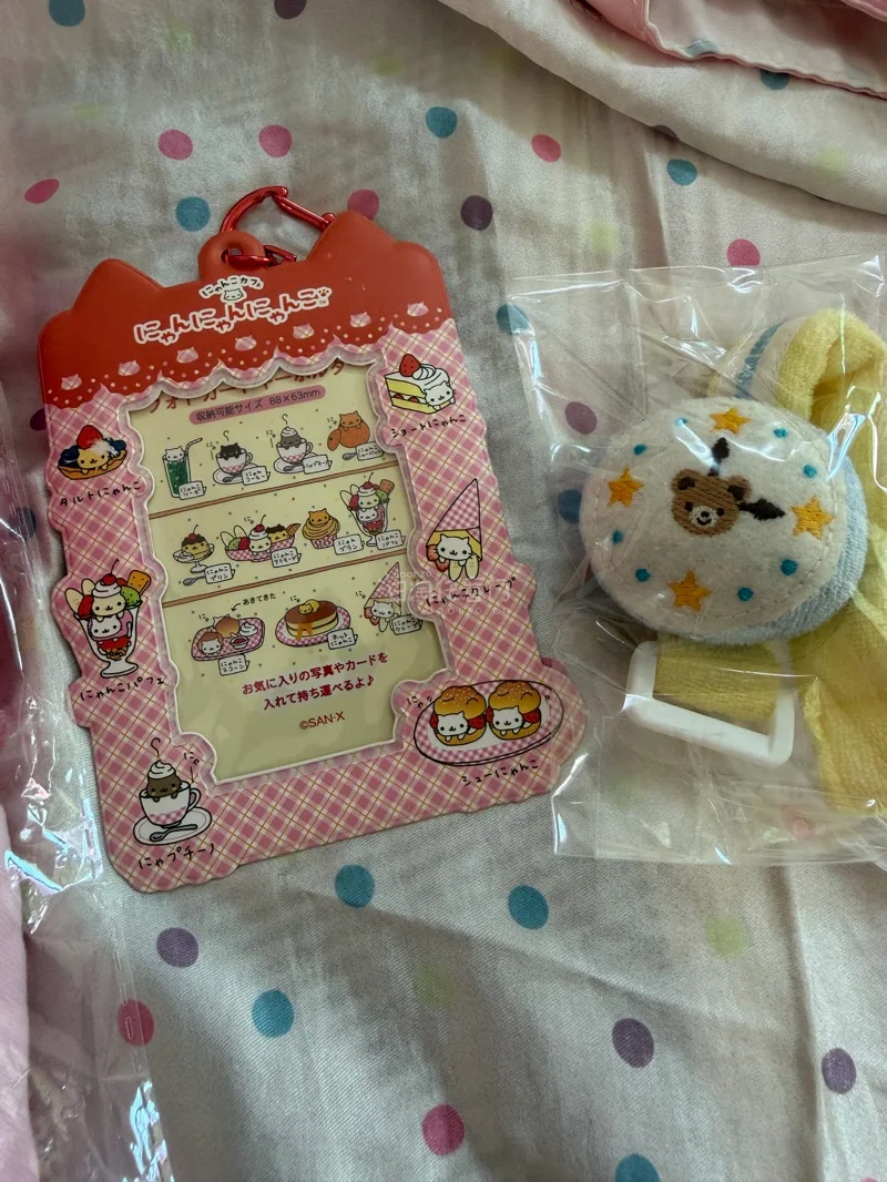 太可爱了！给我包了三层泡沫纸 物品无破损 包裹的很细致 物流也很快 七天就到了 代购速度也很快！很容易捡漏到好价！！！特别推荐