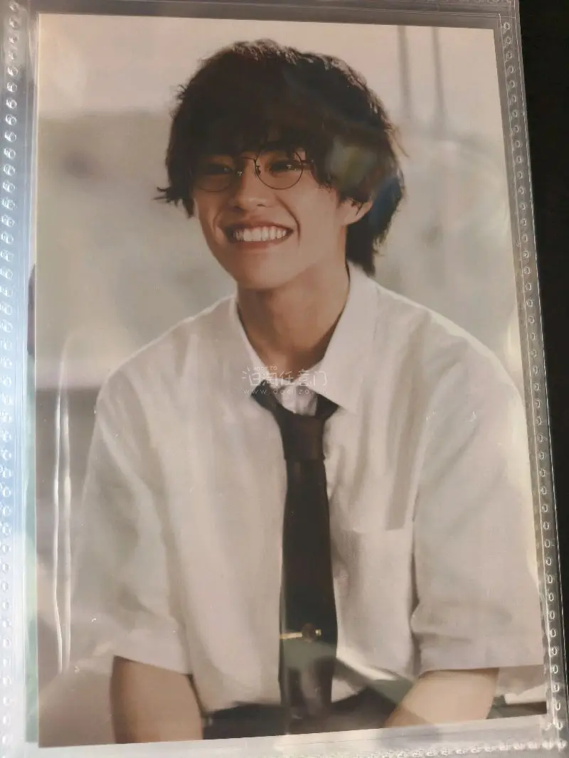 四月在挖煤姬蹲到了自推的稀有周边和好价周边好开心！从下单到入库全程都能看到进度，合单也很省心，包装特别用心，到手的明信片和杂志都完好无损。走的竹蜻蜓也没被税，性价比很高！煤炉海淘体验直接拉满，以后还会一直用挖煤姬！