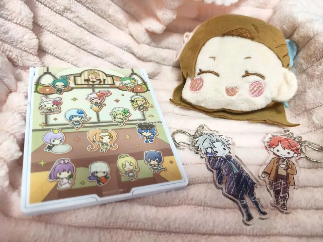 锵锵，去年在挖煤姬淘到的好物，便宜又实惠，谁懂在挖煤姬下单amiami店的东西，3元淘到守护甜心镜子，当时镜子打折加上挖煤姬发的免手续费优惠券，只要3元！而且一开始还以为海淘物流不稳定，镜子会碎，没想到拿到手，镜子完好，夸夸挖煤姬物流，便宜实惠，包装好。
