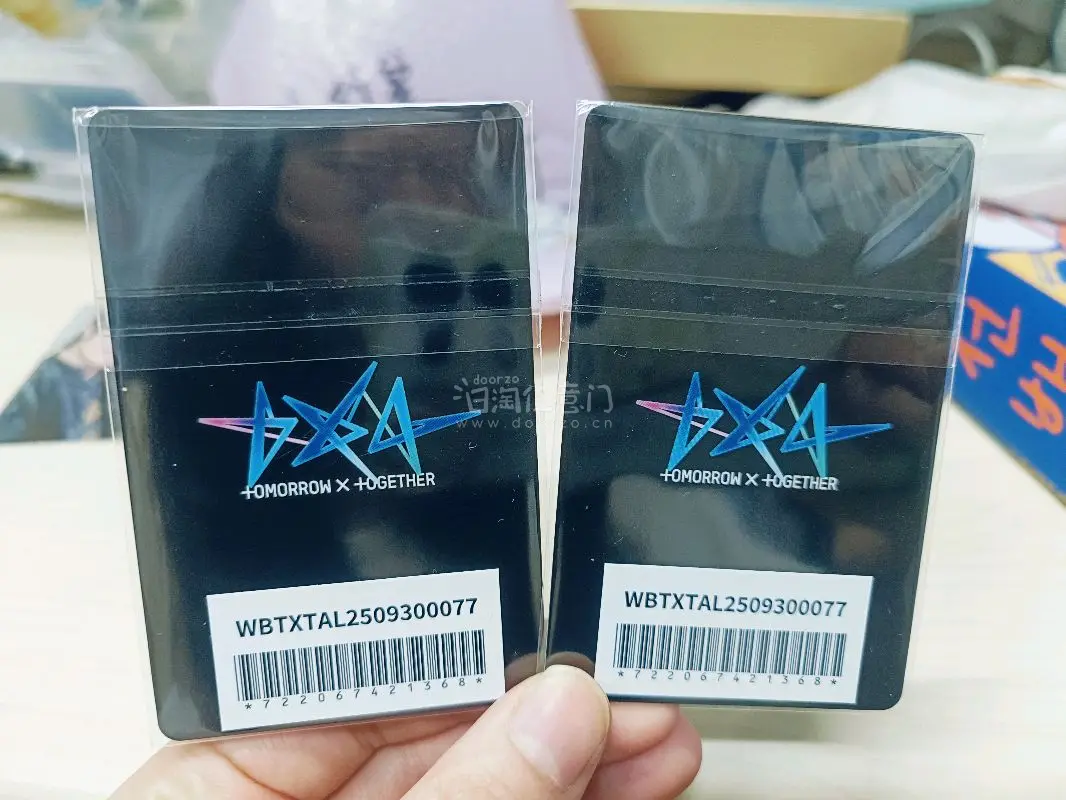 第一次切煤就选择了挖煤姬。今天收到了快递，历时二十余天。很开心梦情卡全部无损伤，安安全全的到家了！特别特别好呀！