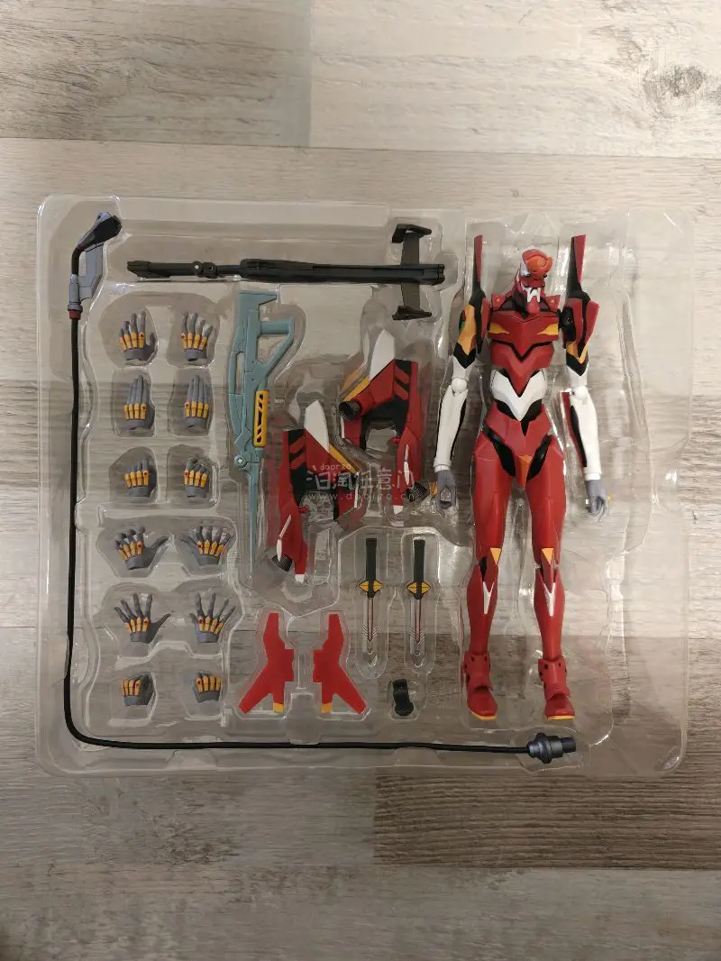 海淘安全下车！手办品相完美，无瑕疵无溢色，还原度拉满。包装加固到位，运输无磕碰，清关顺利速度快，收藏级品质，太满意了！