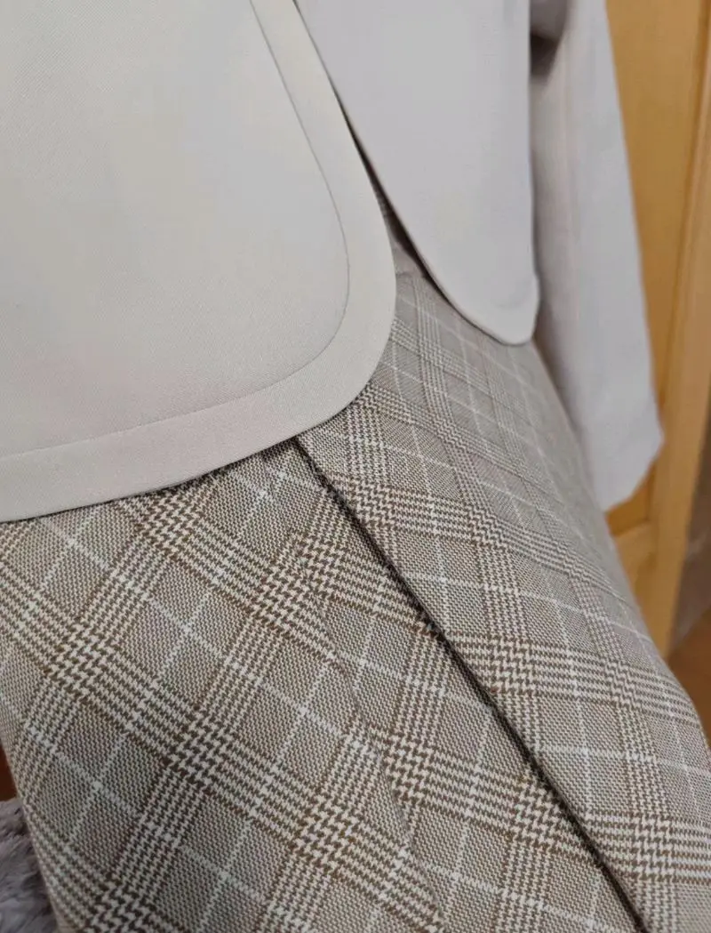 这次是我在挖煤姬的第n次购物啦!是买的一套很可爱的粉色的卒业服!挖煤姬淘日牌很省心，也不需要自己手动申报。特别是购买日牌服饰很划算，推荐大家使用!