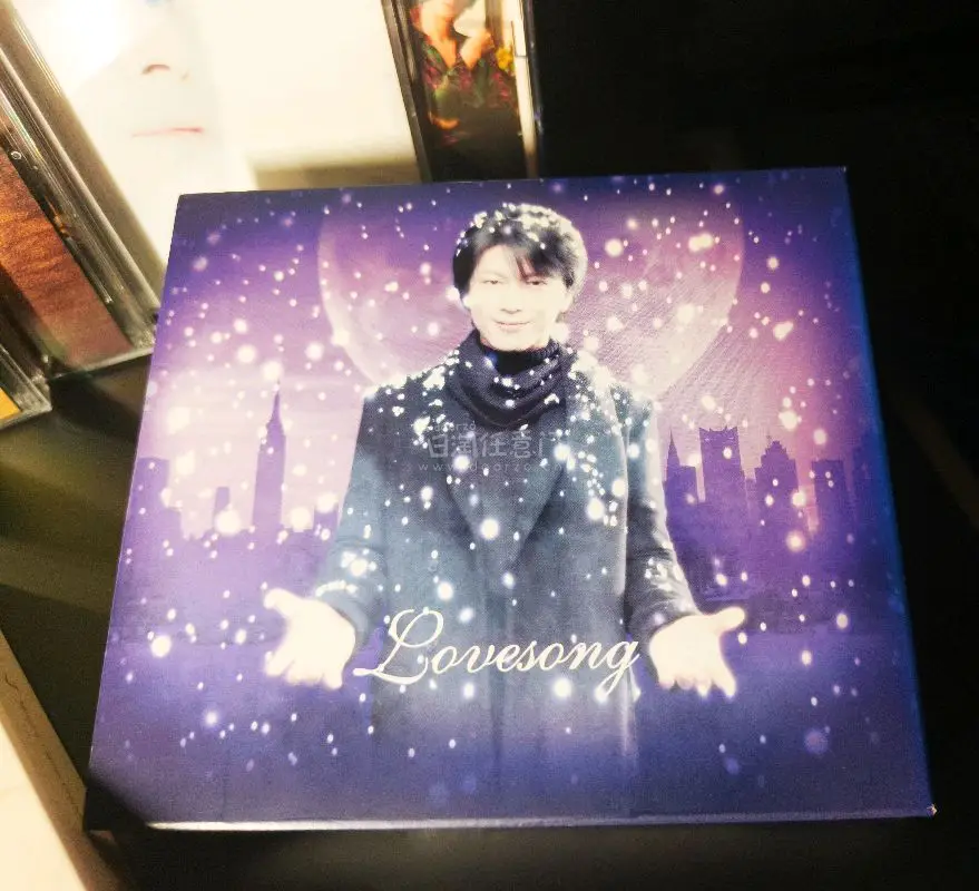 第二次在挖煤姬切煤，依然被治愈到！包装依旧里三层外三层，拆箱的わくわく感拉满～EMS火箭速度3天到手，春日旋律伴着暖阳，浪漫加倍！感谢挖煤姬让珍藏好物再次顺利奔赴身边??